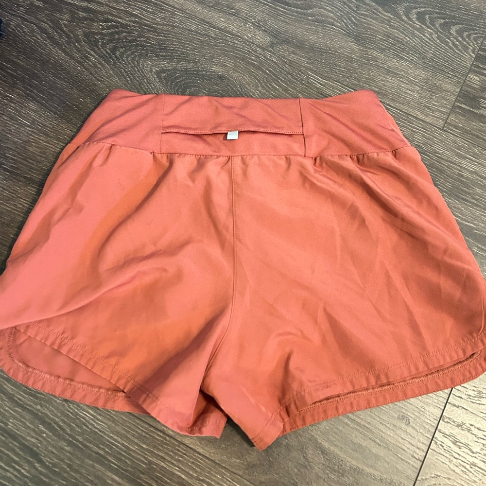 Nike Running Shorts - Picture 2 of 3